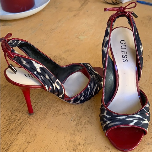 Guess open toe sandal heels - Picture 7 of 7